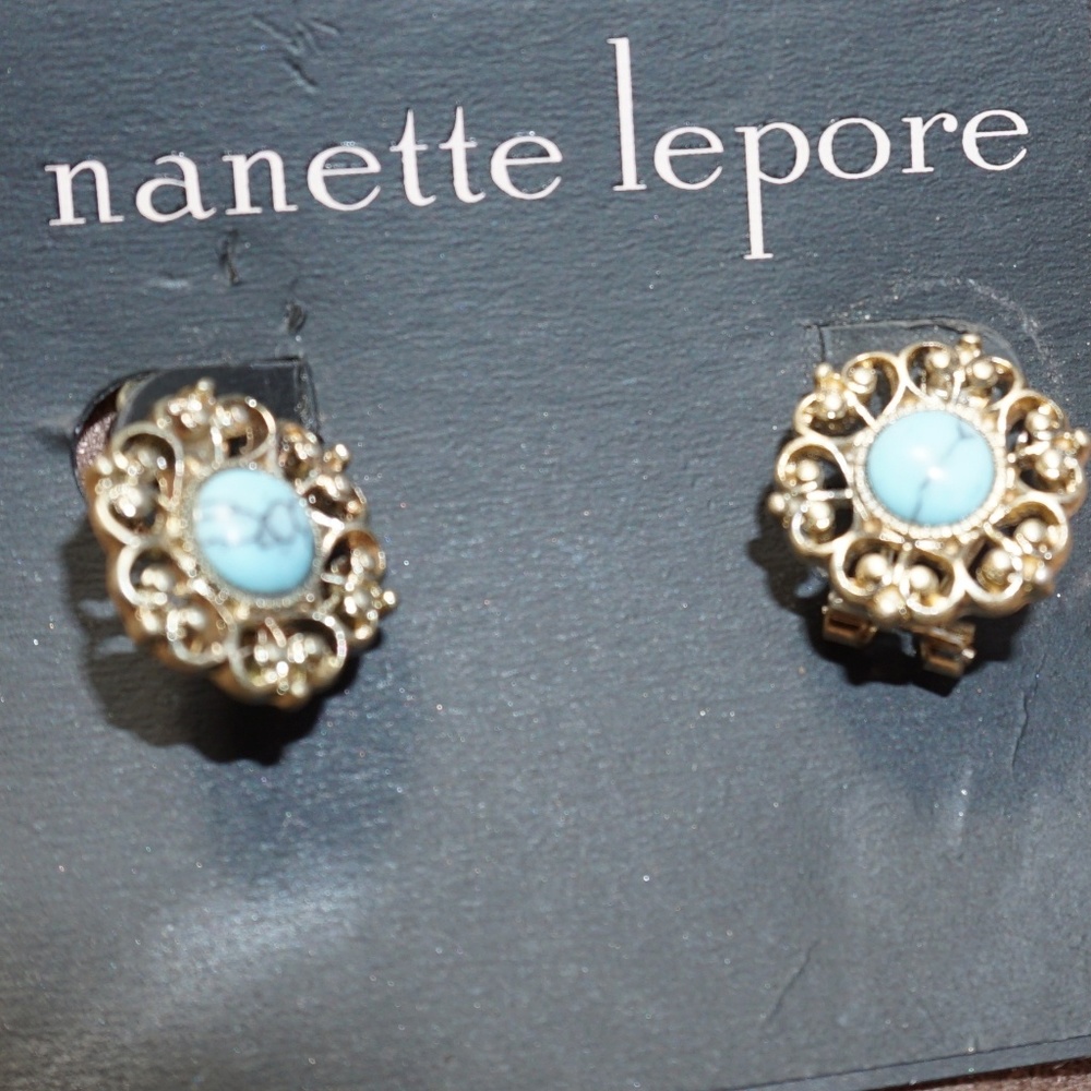 Stud earrings
